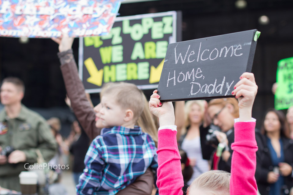 military homecoming sign