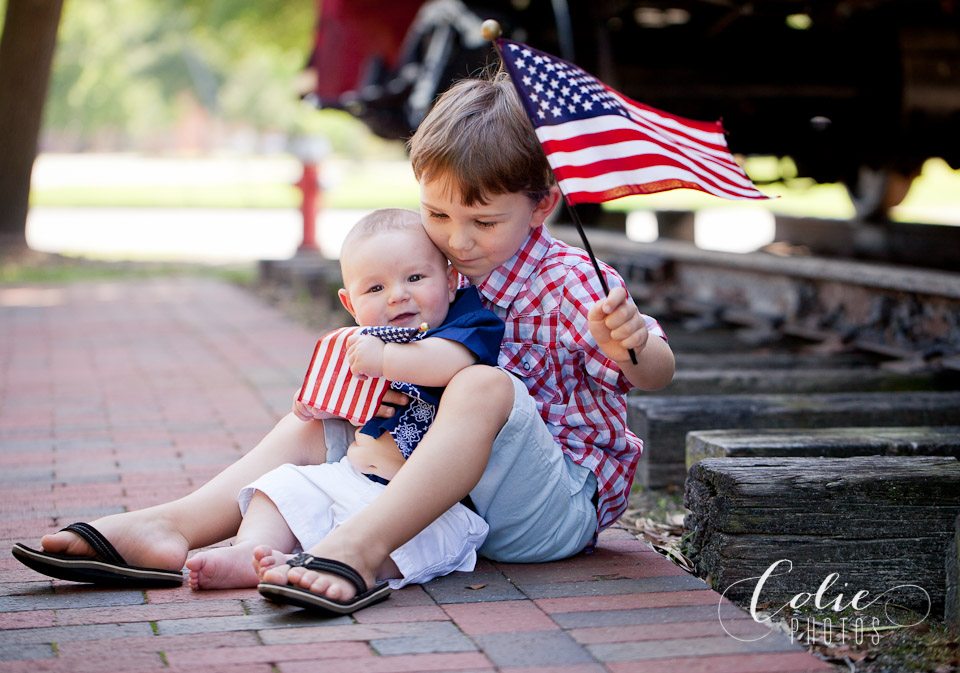 little boys with flags patriotic picture ideas